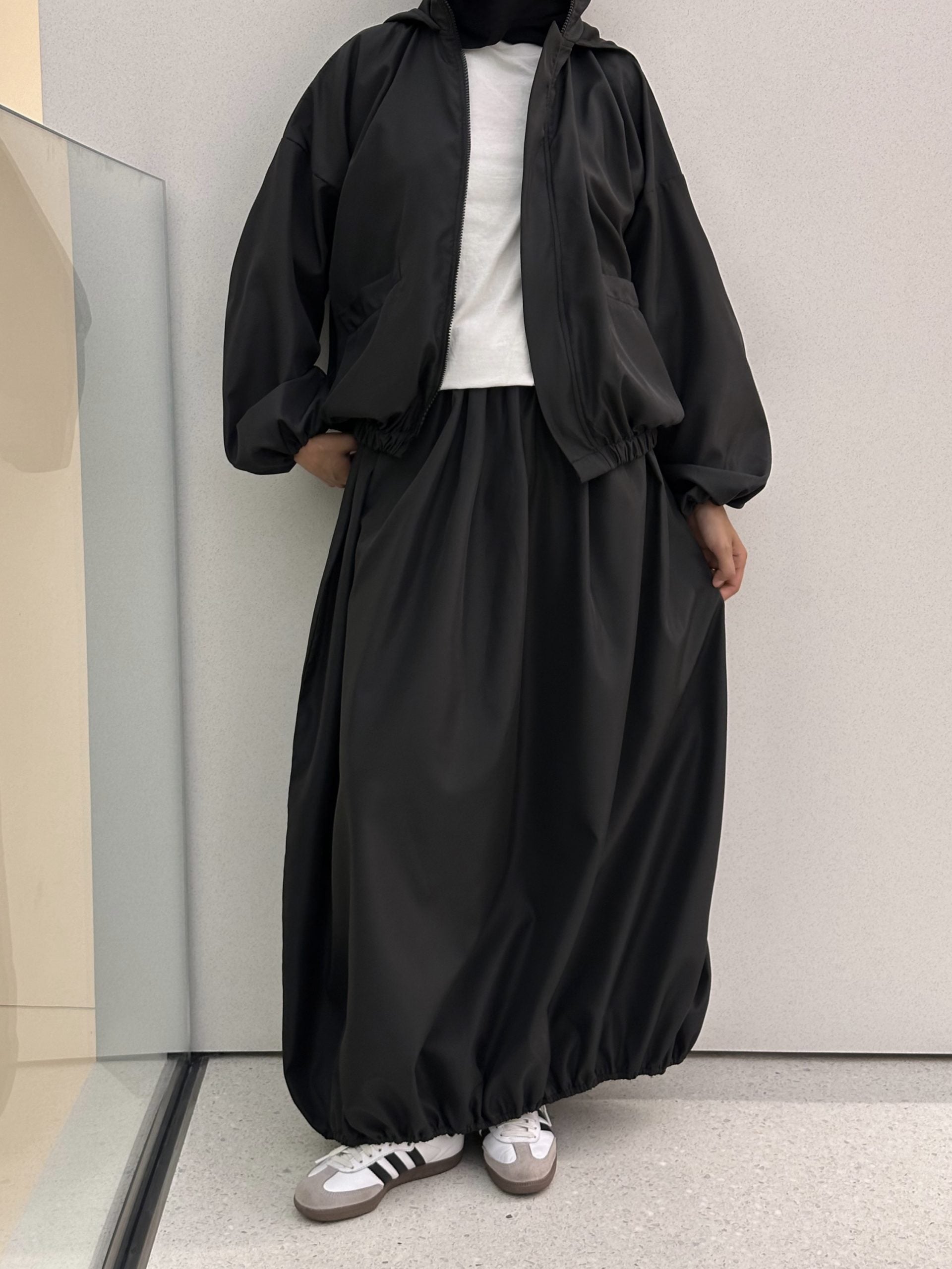 Streetwear | Elastic Skirt — Black